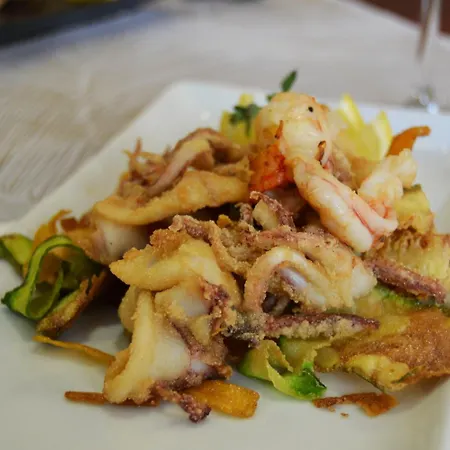 Hollywood فندق ريميني