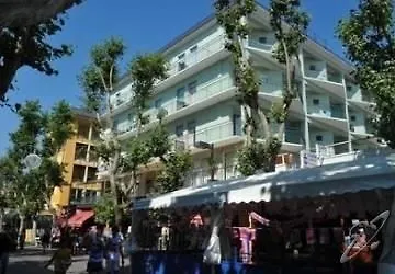 Hollywood 3* Rimini