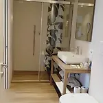 Hollywood Hotel 3*