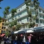 Hollywood 3* Rimini